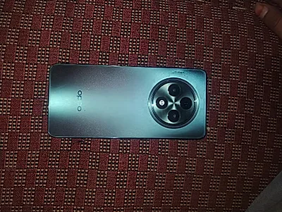 Oppo F27